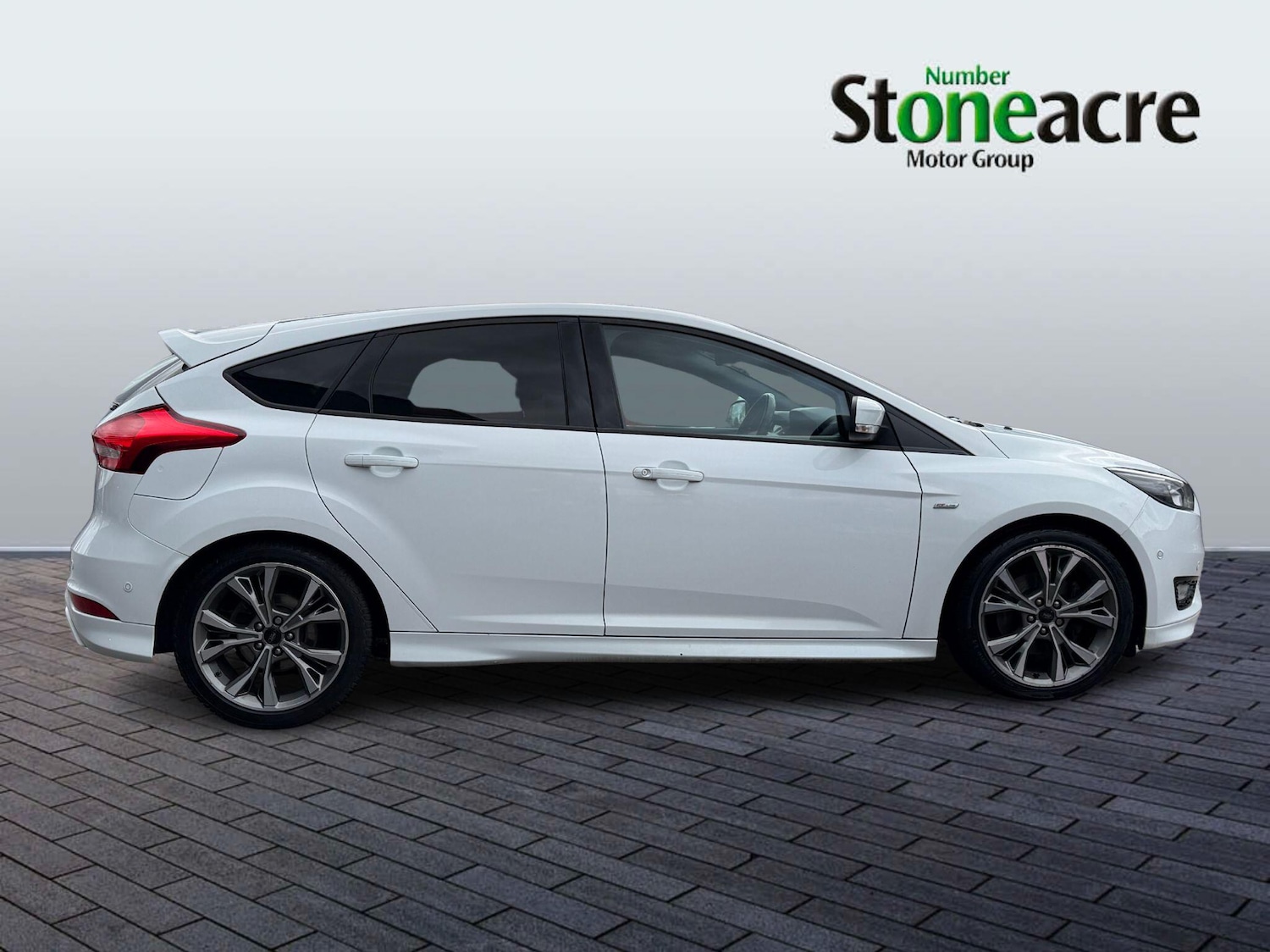 Used Ford Focus for sale - 77267452: Photo 2