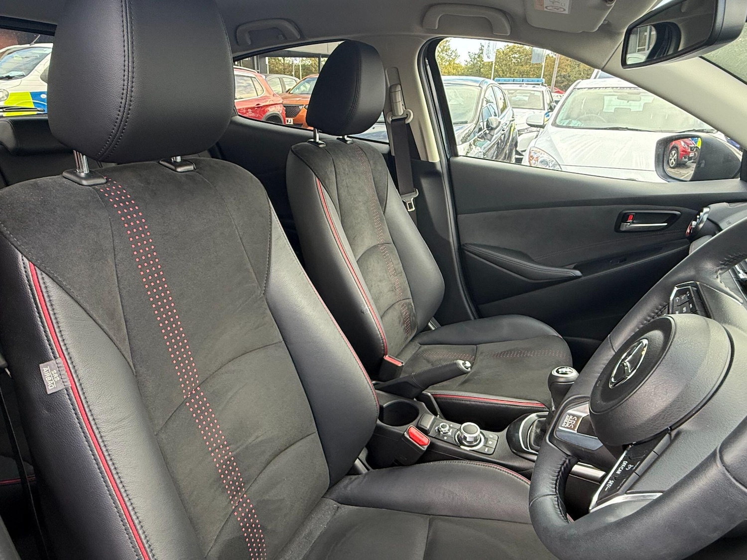 Used Mazda Mazda2 2023 for sale - 77456118: Photo 14