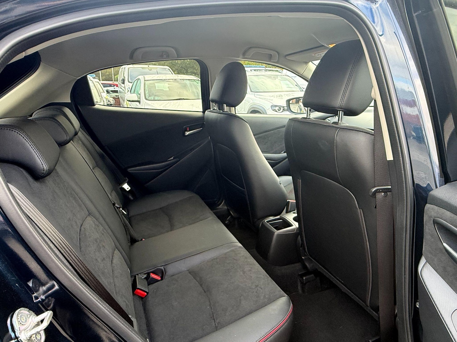 Used Mazda Mazda2 2023 for sale - 77456118: Photo 15