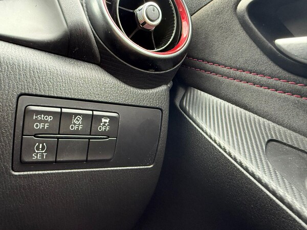 Used Mazda Mazda2 2024 for sale - 75634317: Photo 16