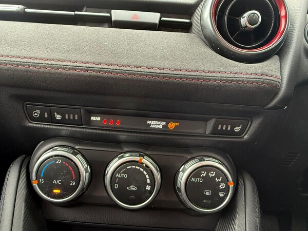 Used Mazda Mazda2 2024 for sale - 75634317: Photo 17