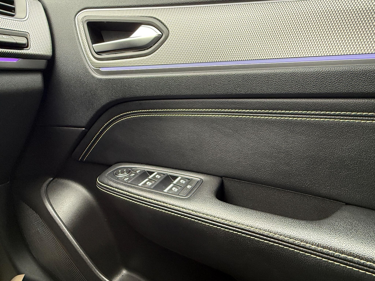 Used Renault Arkana 2024 for sale - 77977872: Photo 30