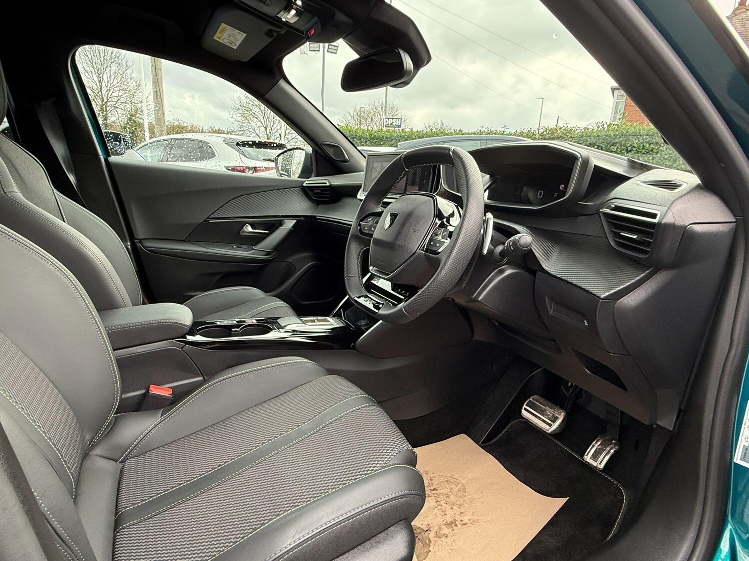 Used Peugeot 2008 for sale - 77597875: Photo 12