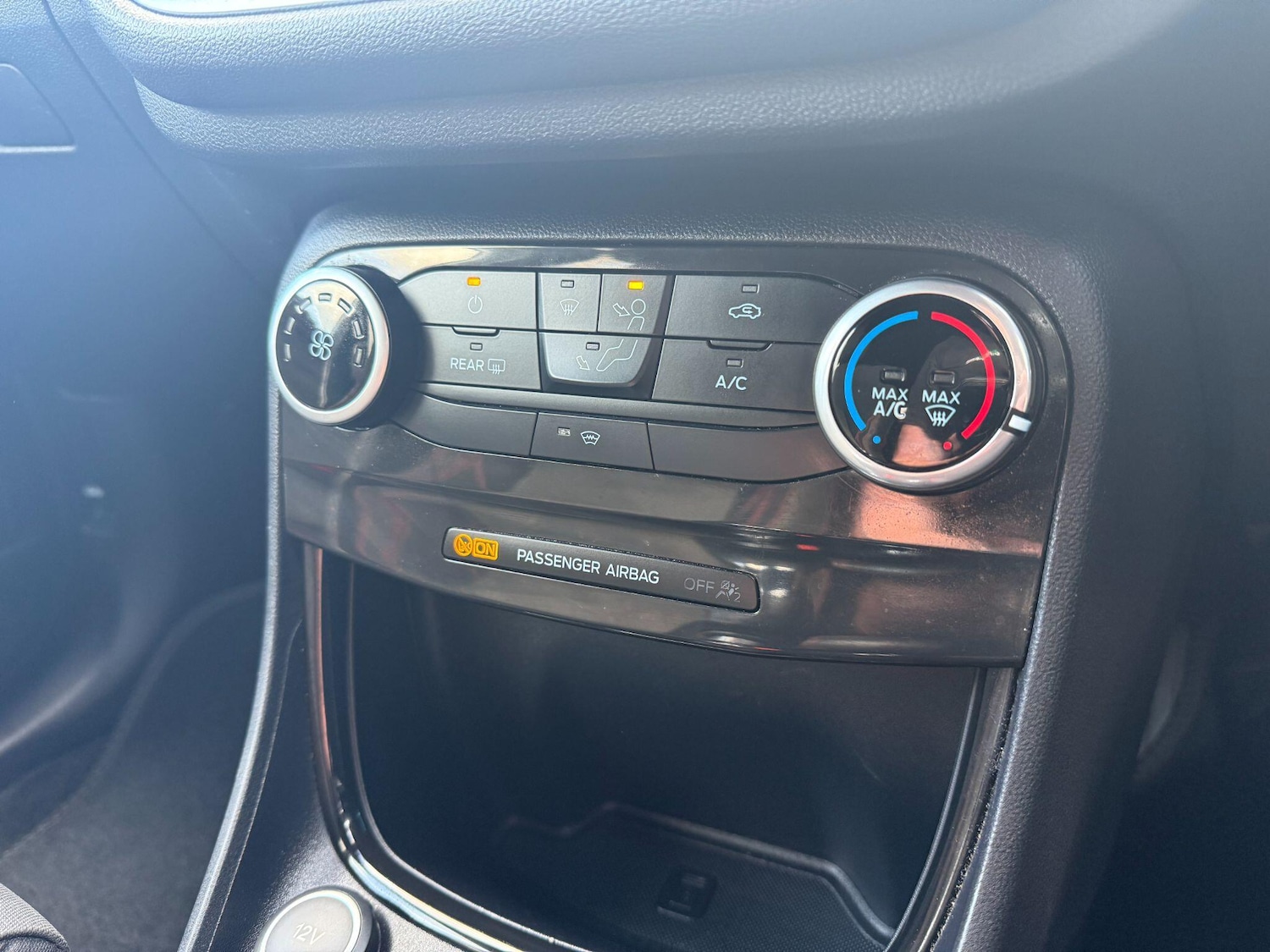 Vehicle 33