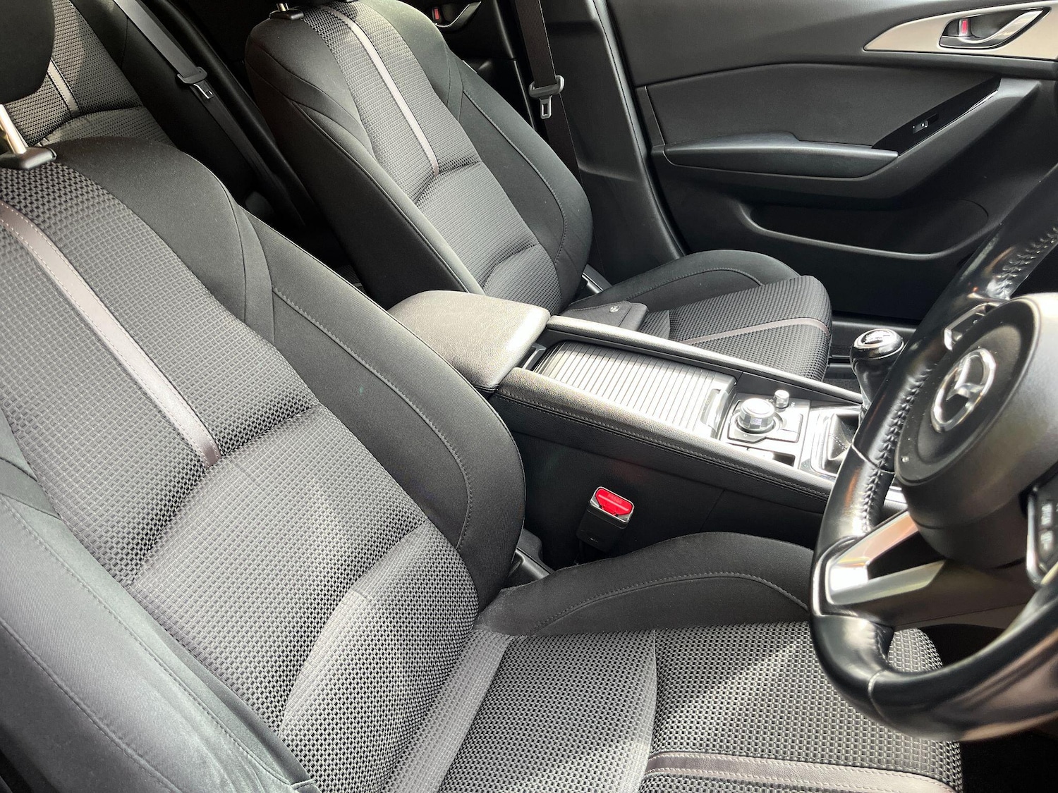 Used Mazda Mazda3 2017 for sale - 76138327: Photo 14