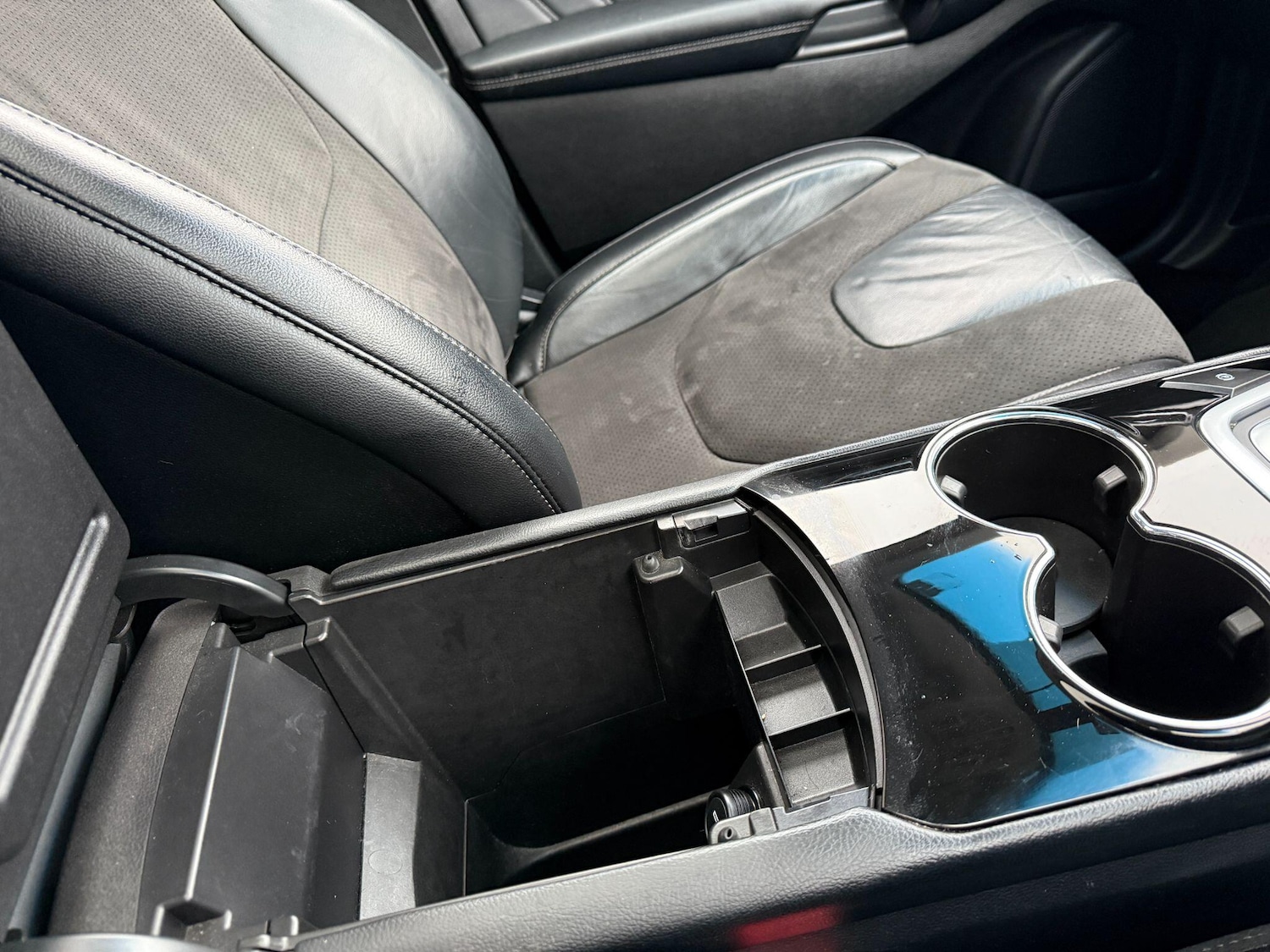 Used Ford Edge 2018 for sale - 77549909: Photo 29