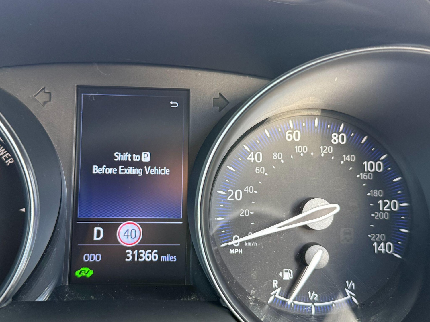 Used Toyota C-HR 2019 for sale - 76389392: Photo 18