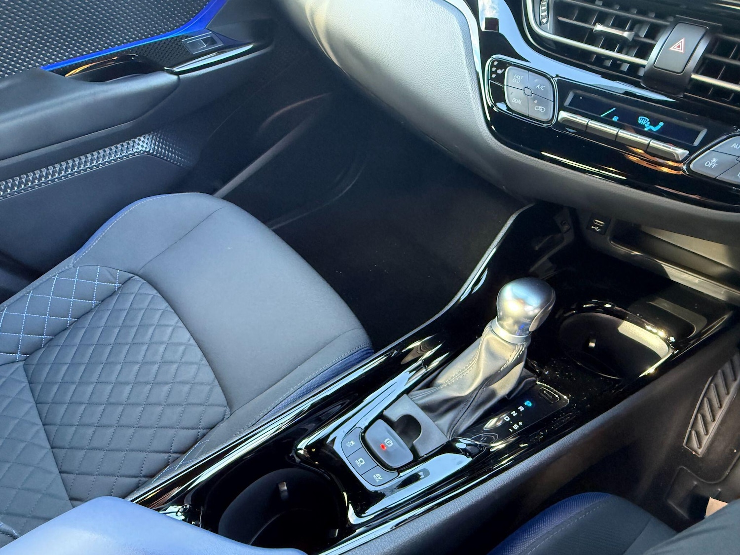 Used Toyota C-HR 2019 for sale - 76389392: Photo 22