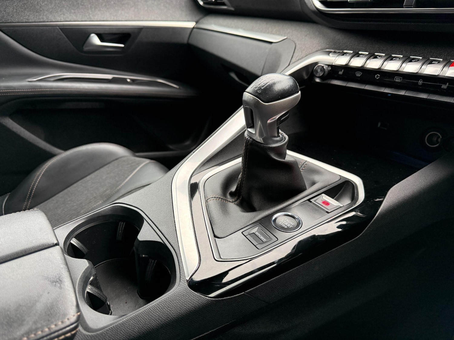 Used Peugeot 3008 2019 for sale - 77524482: Photo 9