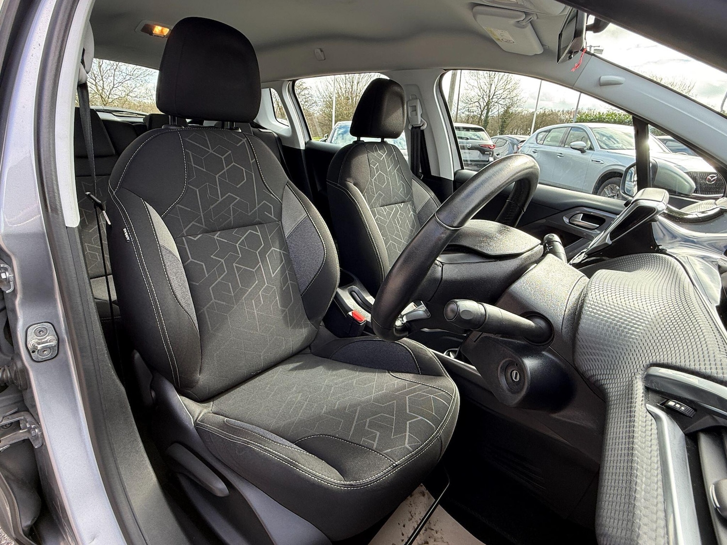 Used Peugeot 2008 2018 for sale - 77892804: Photo 17