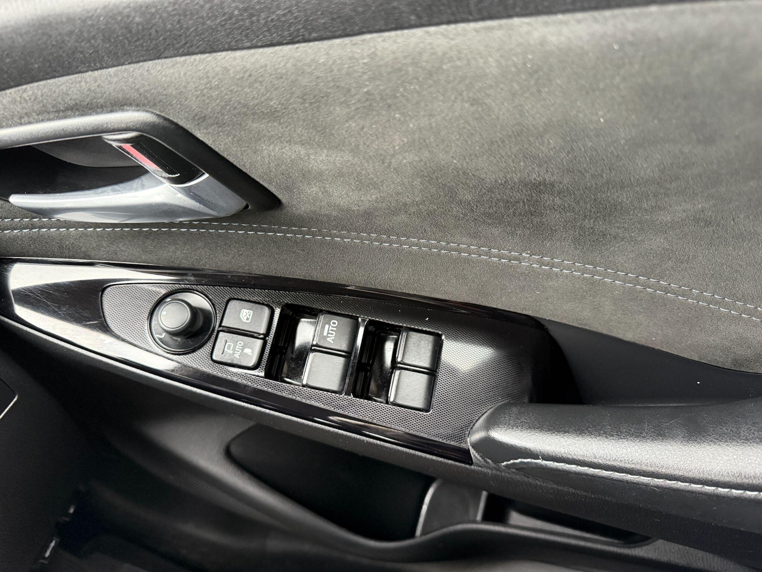 Used Mazda Mazda2 for sale - 77425934: Photo 24