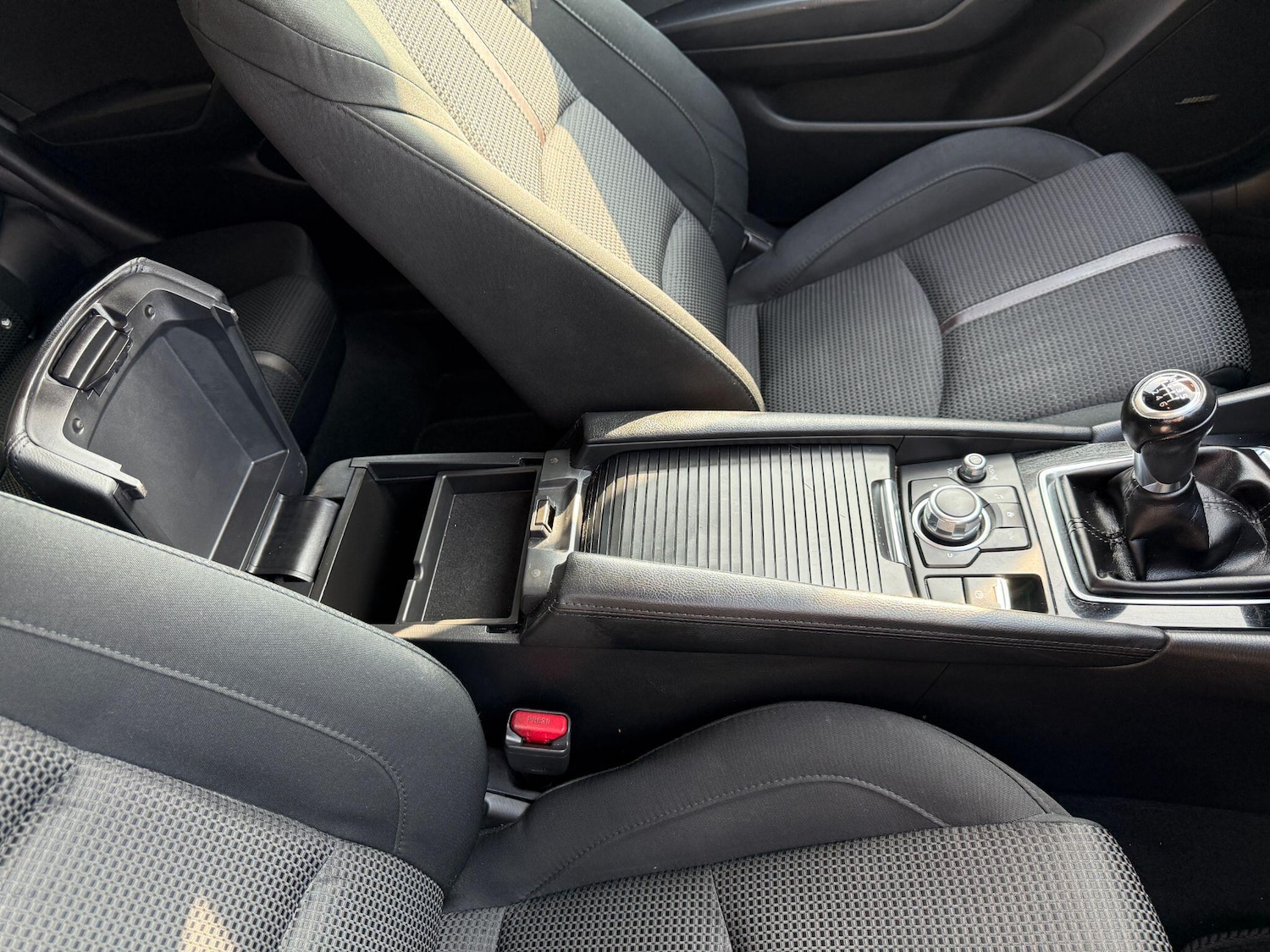 Used Mazda Mazda3 for sale - 77769011: Photo 31