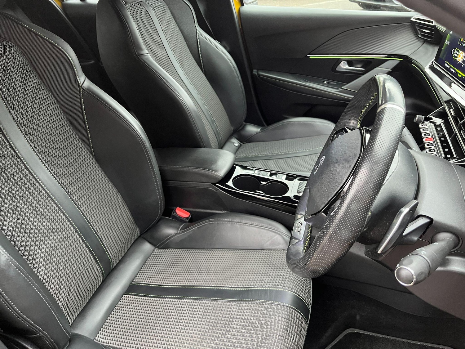 Used Peugeot 208 2022 for sale - 77306184: Photo 13