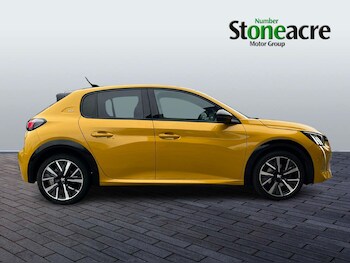 Used Peugeot 208 2022 for sale - 77306184: Photo