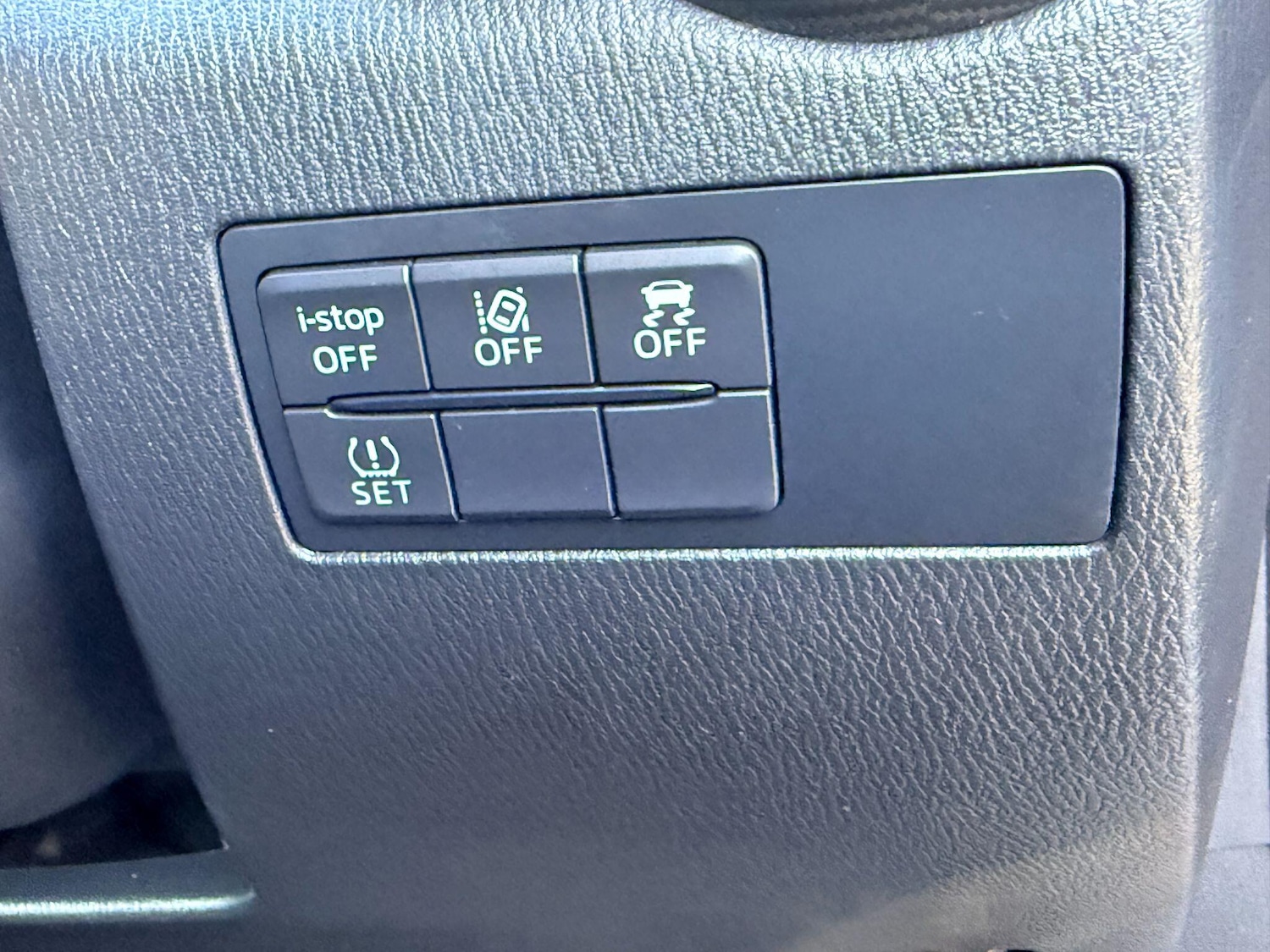 Used Mazda Mazda2 for sale - 77753330: Photo 28