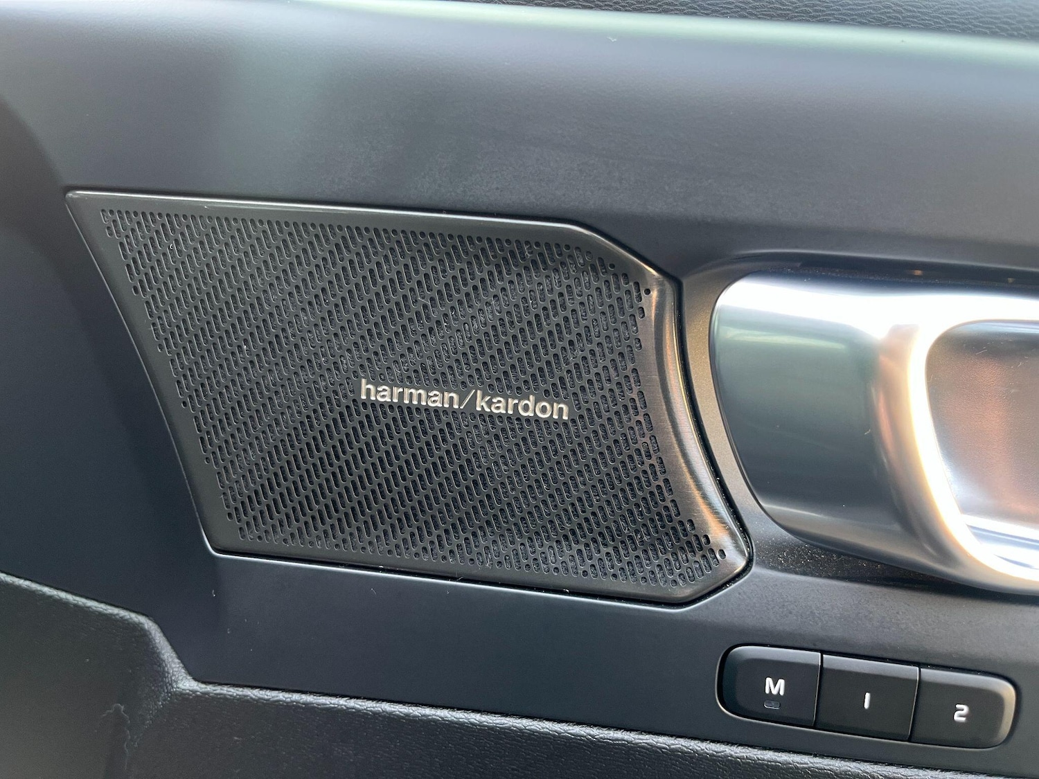 Used Volvo XC40 for sale - 77175026: Photo 18