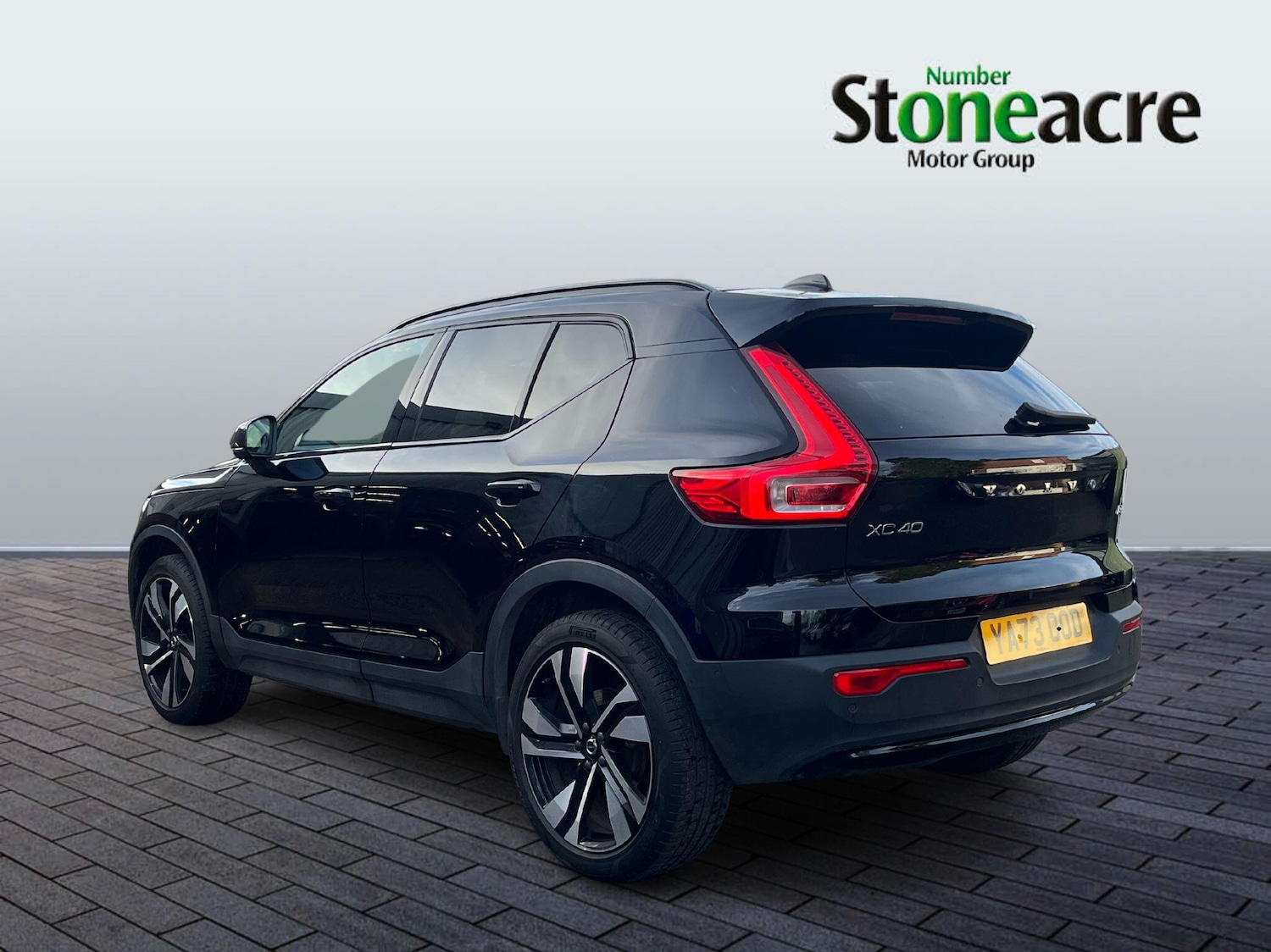 Used Volvo XC40 2023 for sale - 77343915: Photo 5