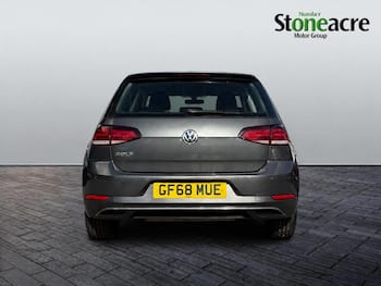Used Volkswagen Golf 2018 for sale - 79635362: Photo