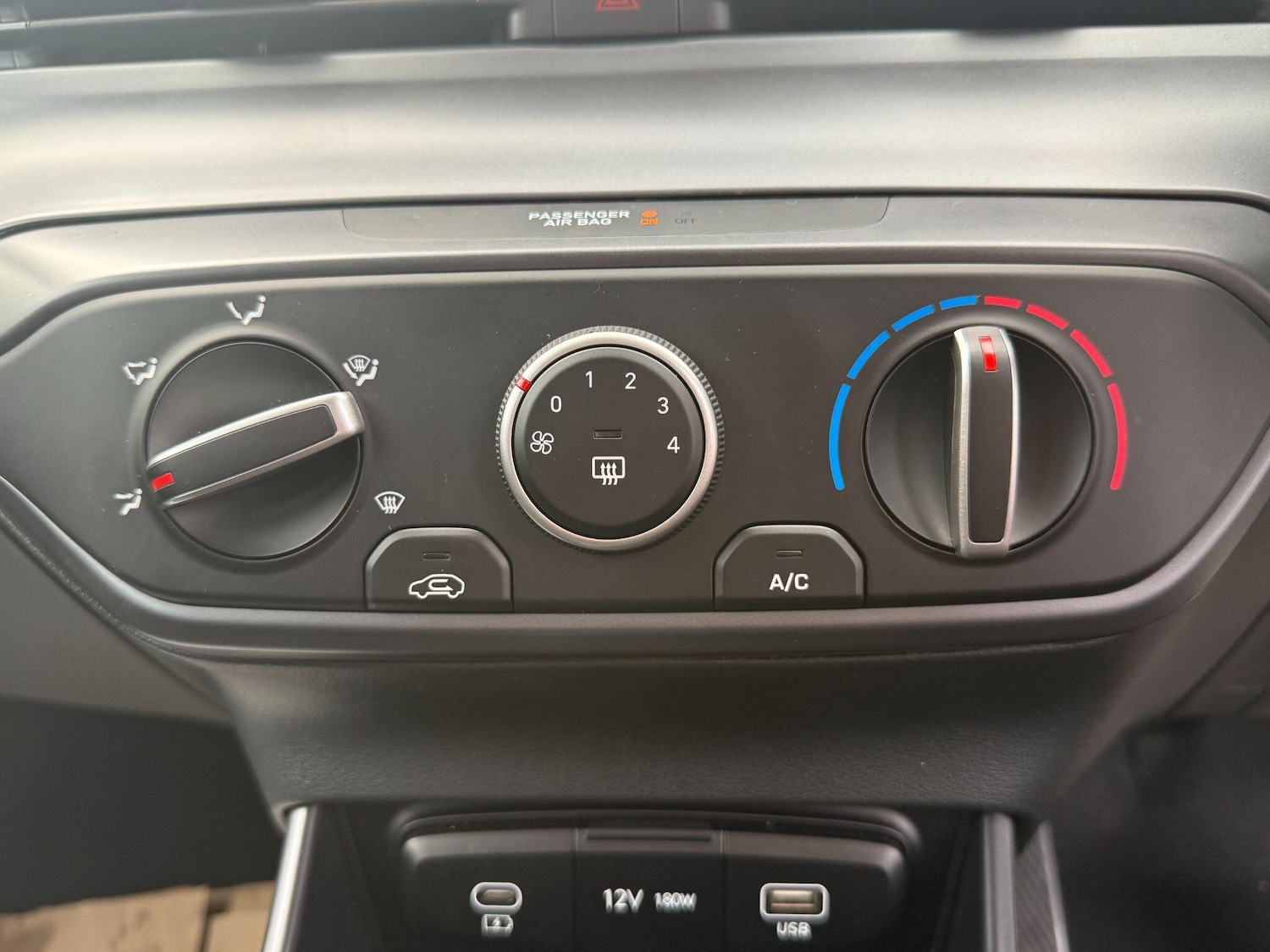 Used Hyundai BAYON 2025 for sale - 76389213: Photo 28