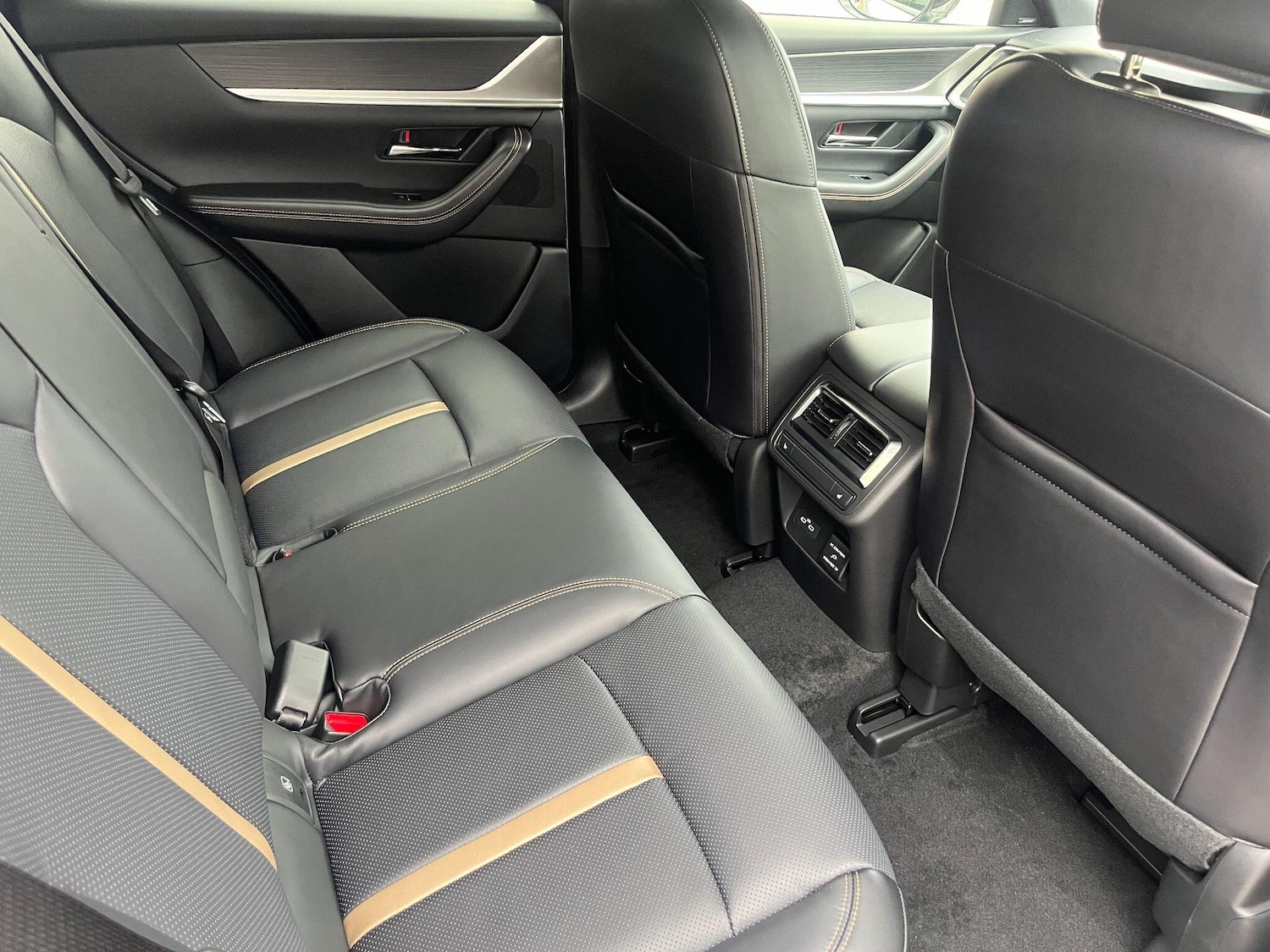 Used Mazda CX-60 2025 for sale - 76336126: Photo 11