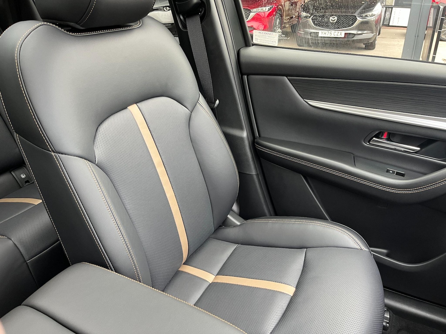 Used Mazda CX-60 2025 for sale - 76336126: Photo 30