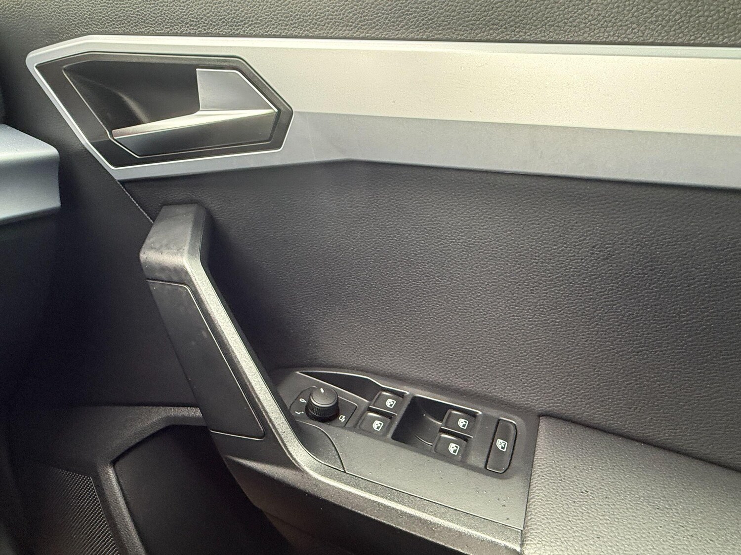 Used SEAT Arona 2024 for sale - 78086823: Photo 32