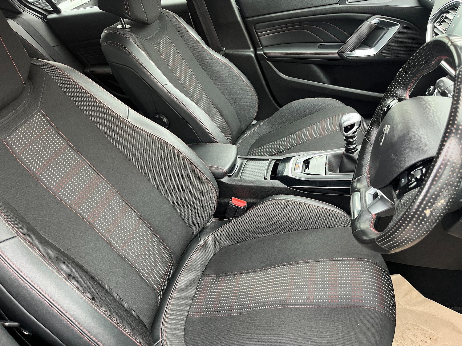 Used Peugeot 308 2019 for sale - 76952791: Photo 13