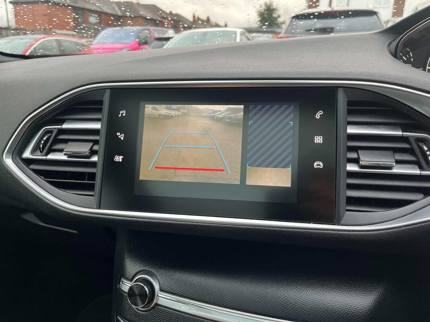 Used Peugeot 308 2019 for sale - 76952791: Photo 18