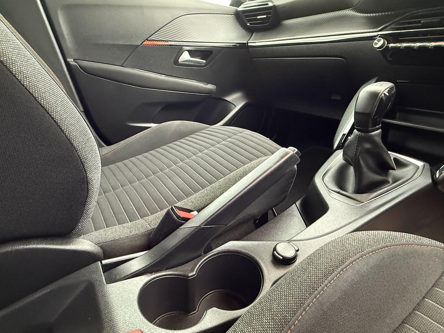 Used Peugeot 208 2020 for sale - 78020398: Photo 29