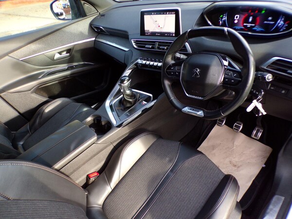 Used Peugeot 3008 2017 for sale - 76259002: Photo 11