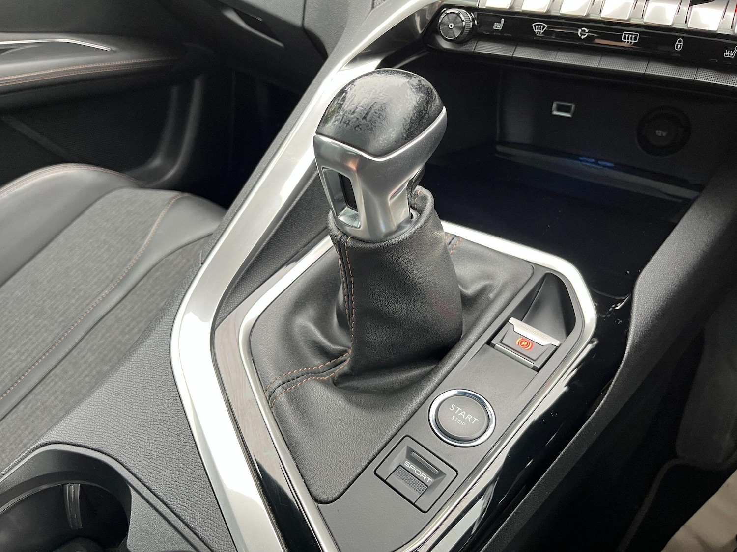 Used Peugeot 3008 2018 for sale - 76377453: Photo 25