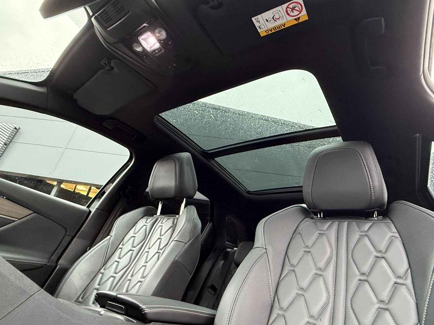 Used Peugeot 3008 2022 for sale - 77426188: Photo 23