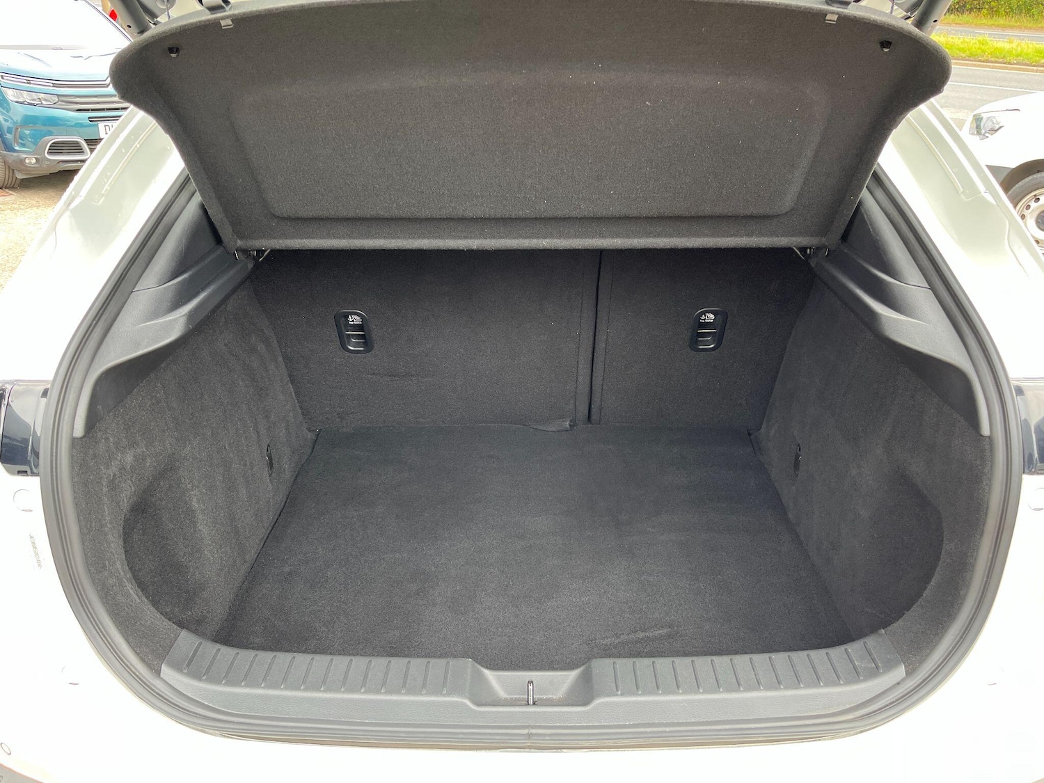 Used Mazda CX-30 2022 for sale - 76153212: Photo 10