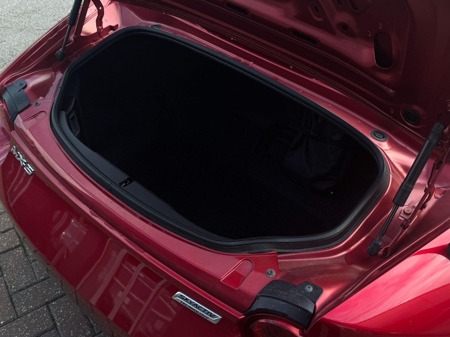 Used Mazda MX-5 2017 for sale - 76989659: Photo 12