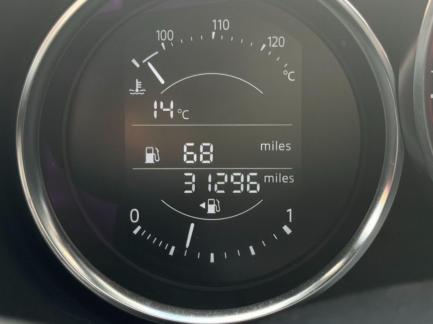 Used Mazda MX-5 2017 for sale - 76989659: Photo 20