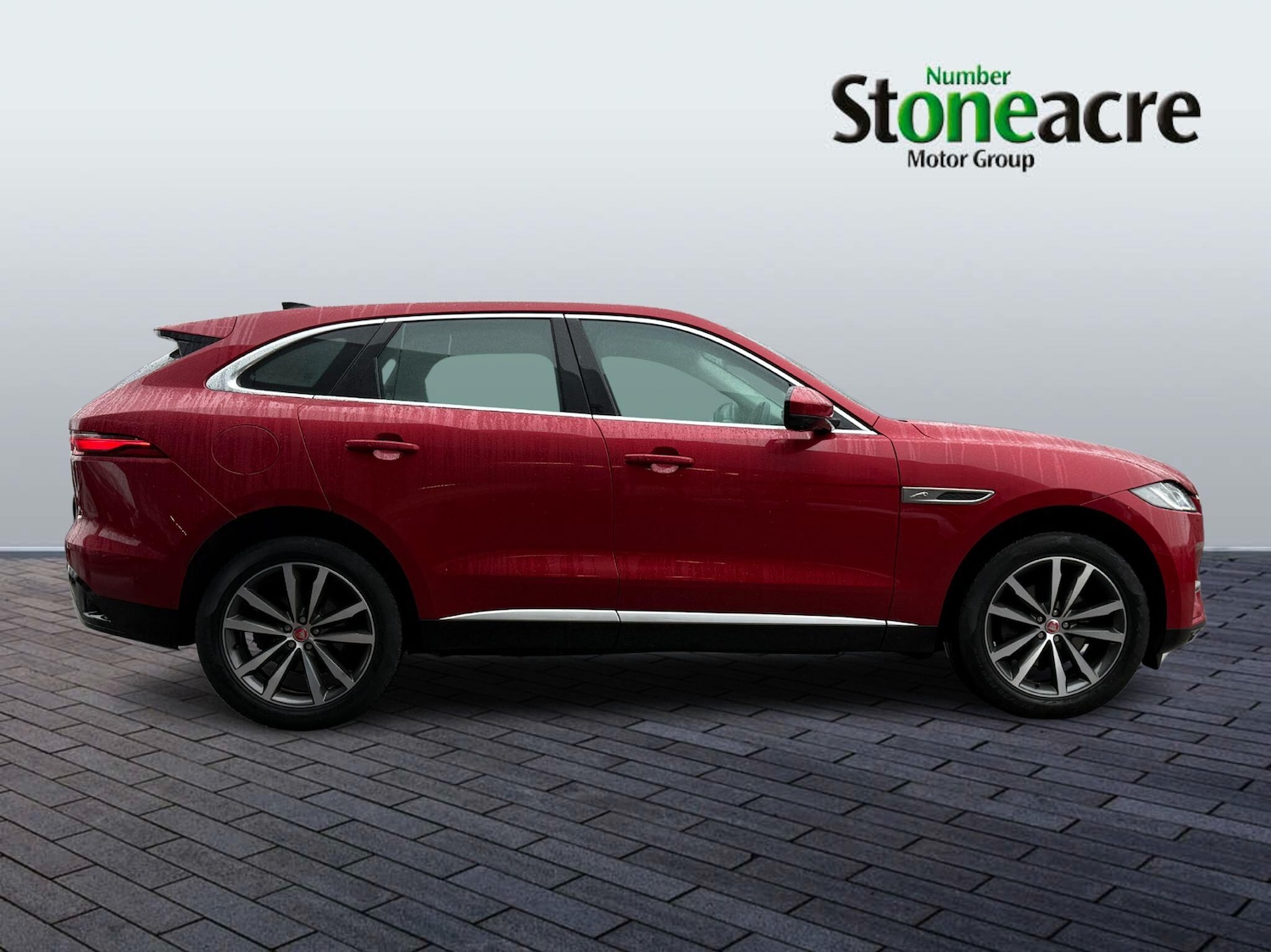 Used Jaguar F-Pace 2021 for sale - 77525111: Photo 2
