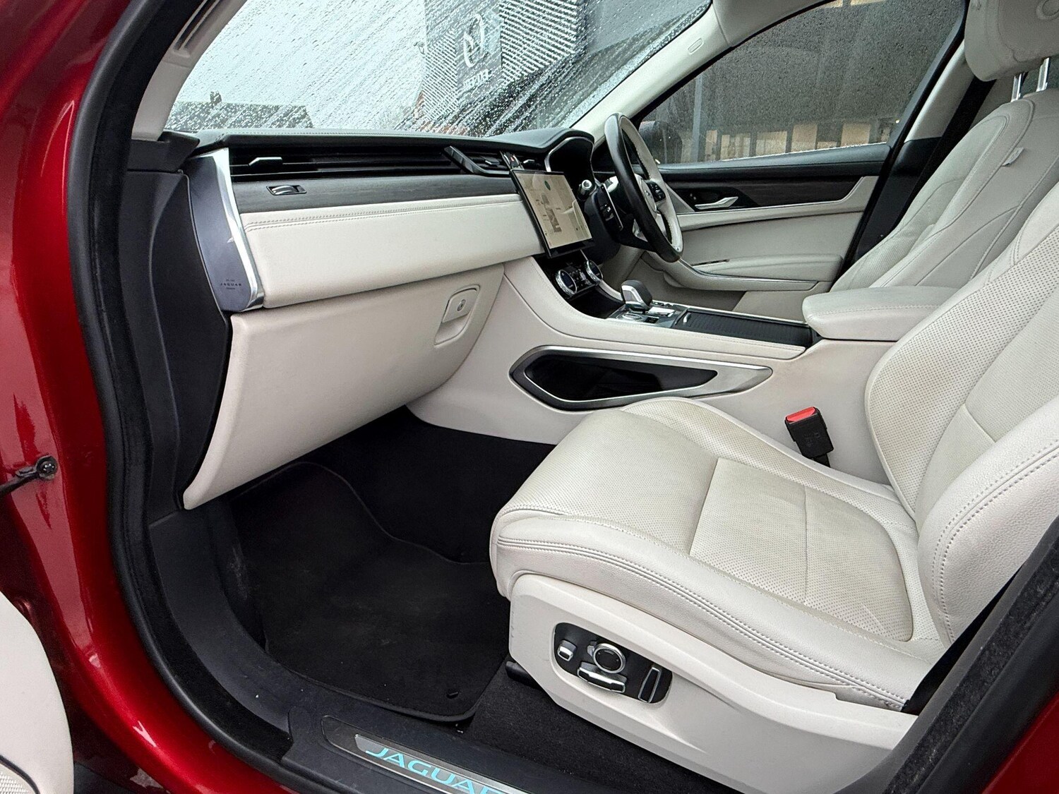 Used Jaguar F-Pace 2021 for sale - 77525111: Photo 33