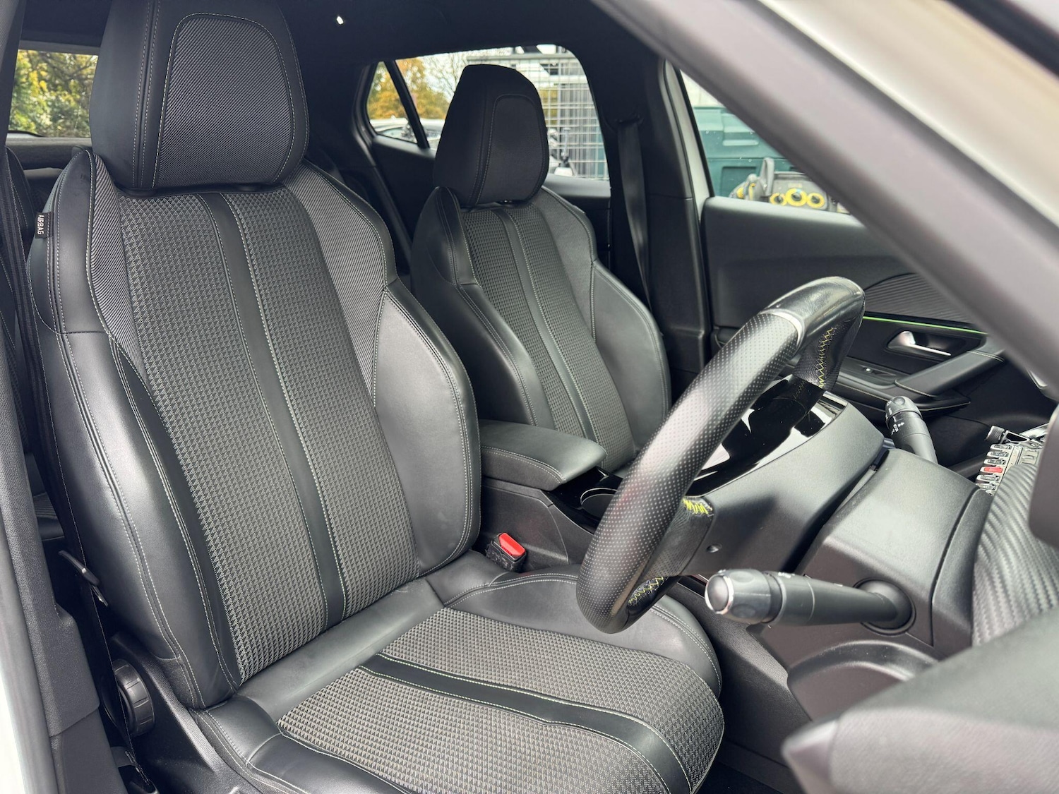 Used Peugeot 208 2021 for sale - 76936263: Photo 10