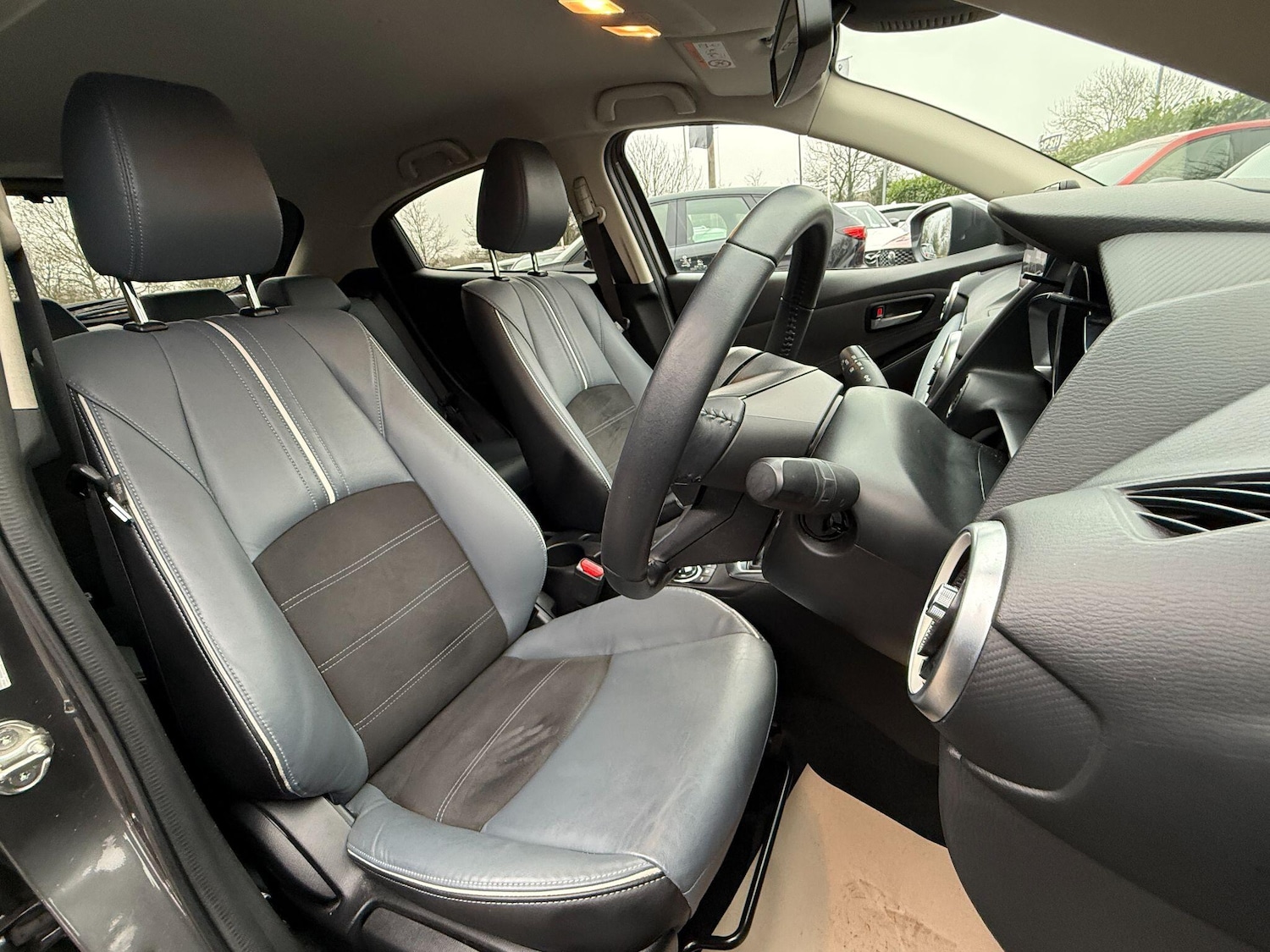 Used Mazda Mazda2 for sale - 77754044: Photo 16