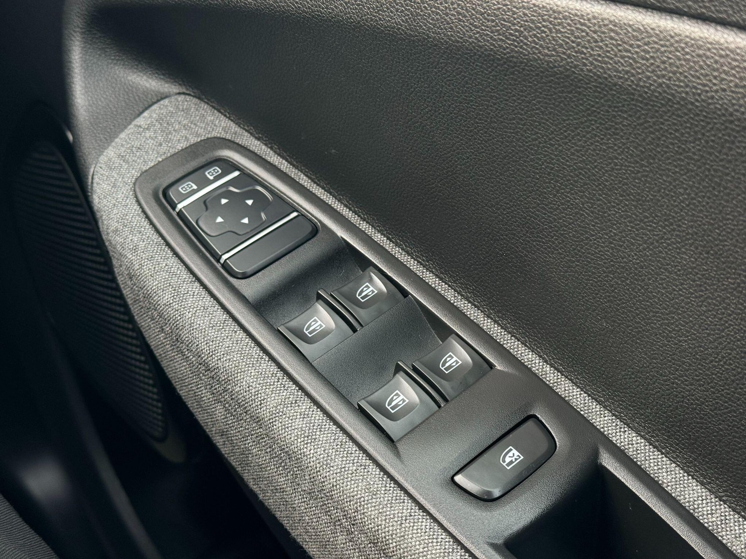 Used Renault Zoe 2020 for sale - 77144084: Photo 21