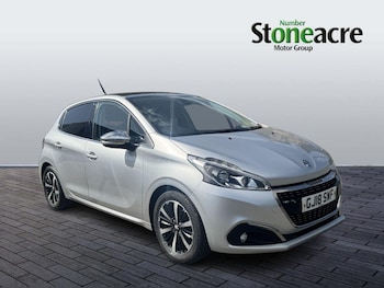 Used Peugeot 208 2018 for sale - 79075434: Photo