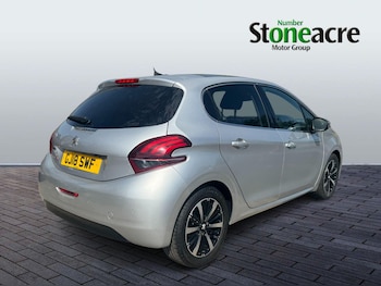 Used Peugeot 208 2018 for sale - 79075434: Photo