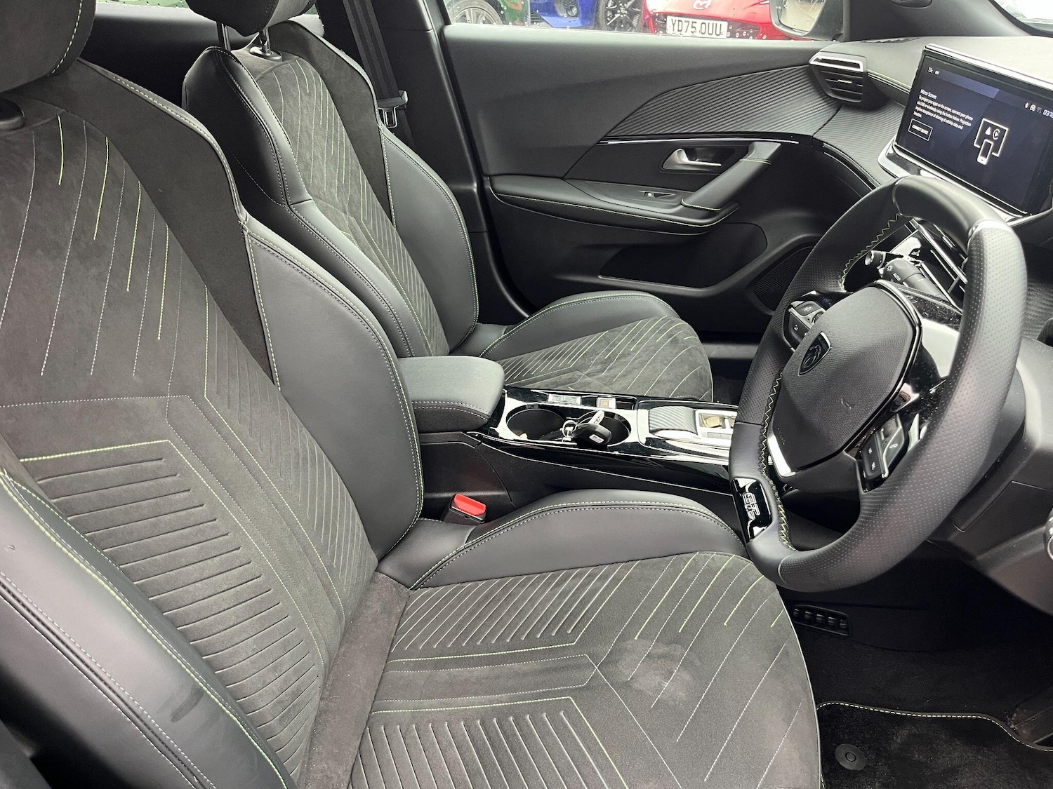 Used Peugeot 2008 2024 for sale - 77175012: Photo 12