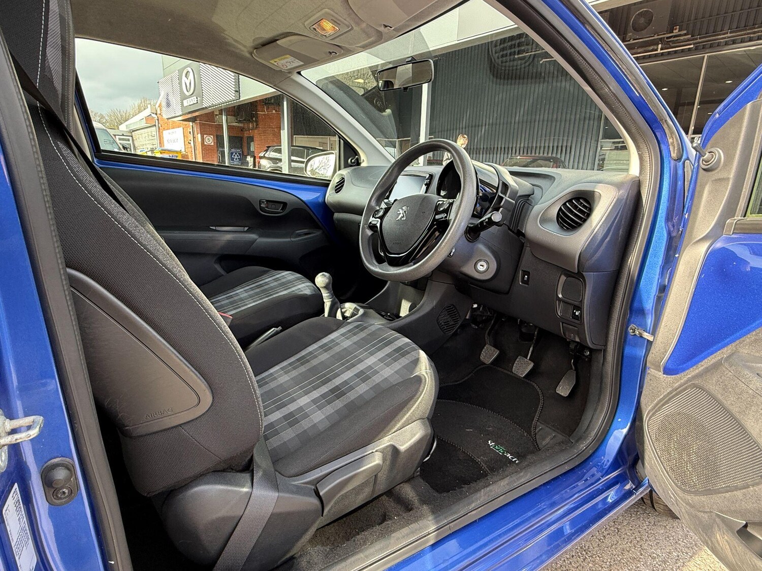 Used Peugeot 108 2018 for sale - 77723827: Photo 16