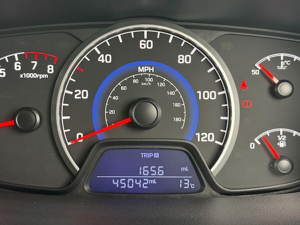 Used Hyundai i10 2019 for sale - 76199969: Photo 12