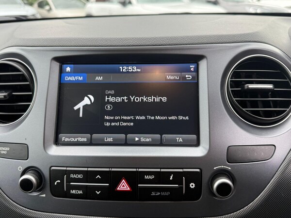 Used Hyundai i10 2019 for sale - 76199969: Photo 22