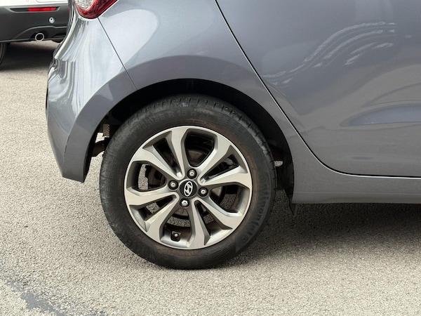 Used Hyundai i10 2019 for sale - 76199969: Photo 9