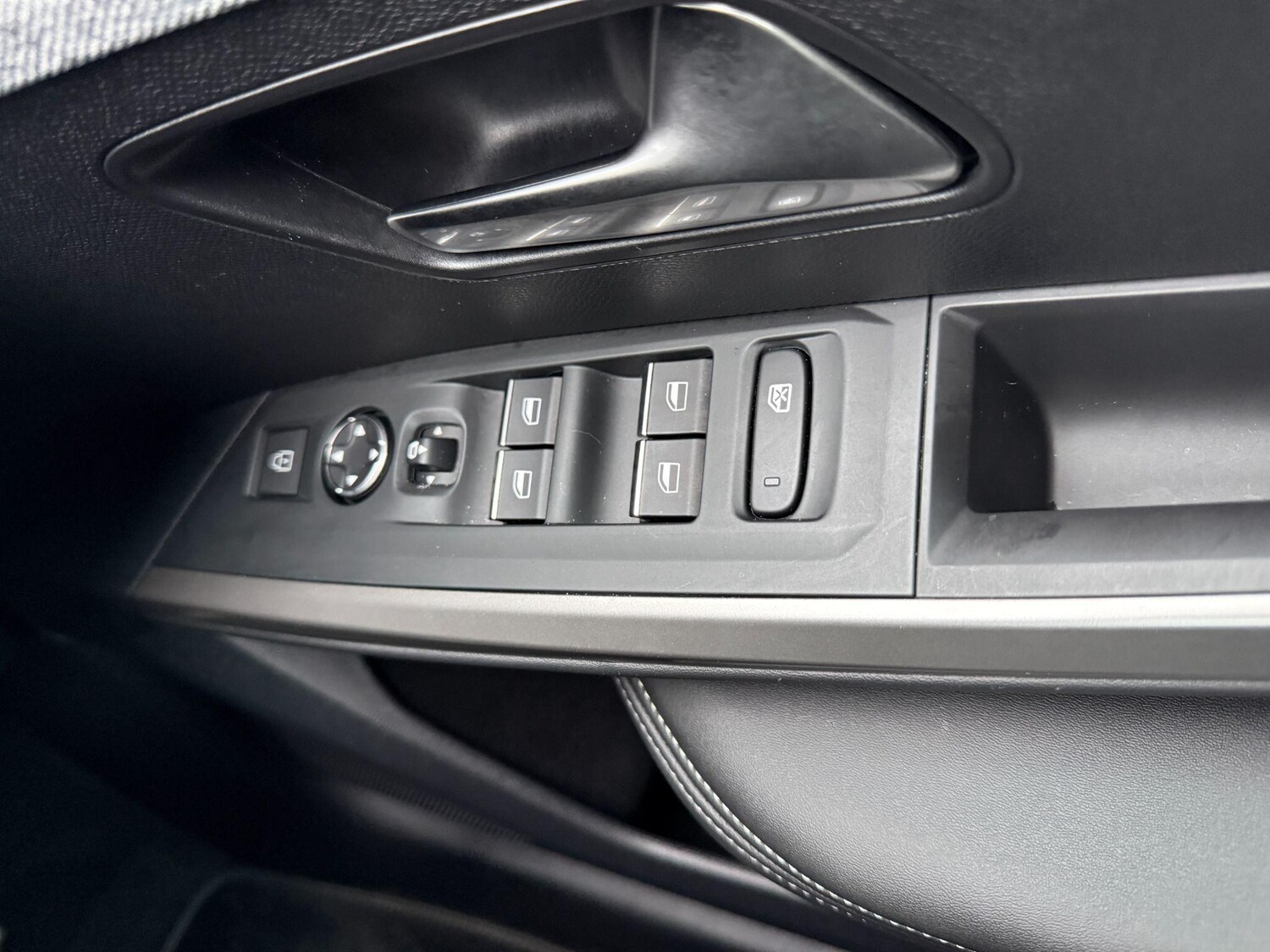 Used Peugeot 3008 2025 for sale - 77478671: Photo 30