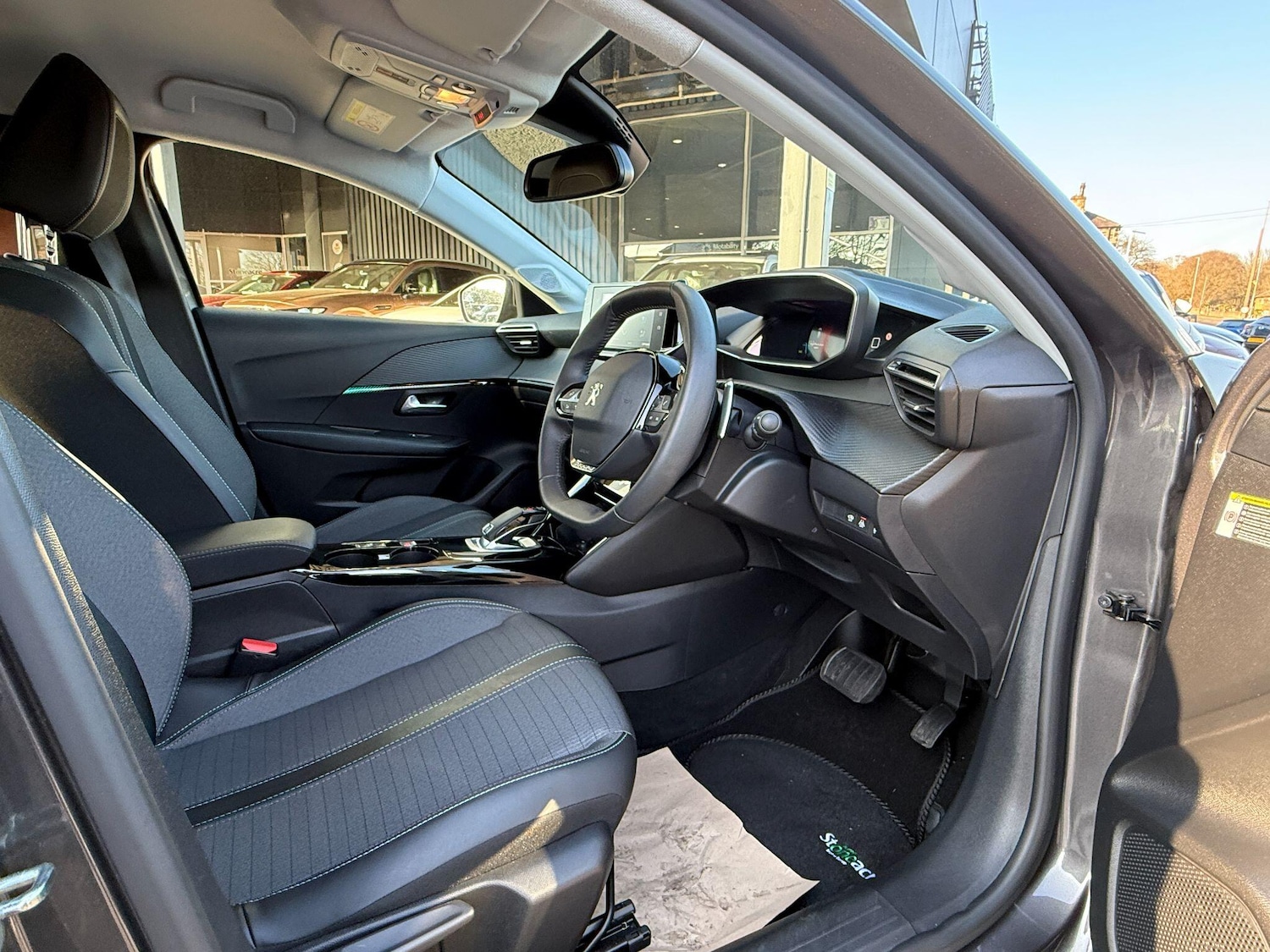 Used Peugeot 208 2022 for sale - 77768999: Photo 10