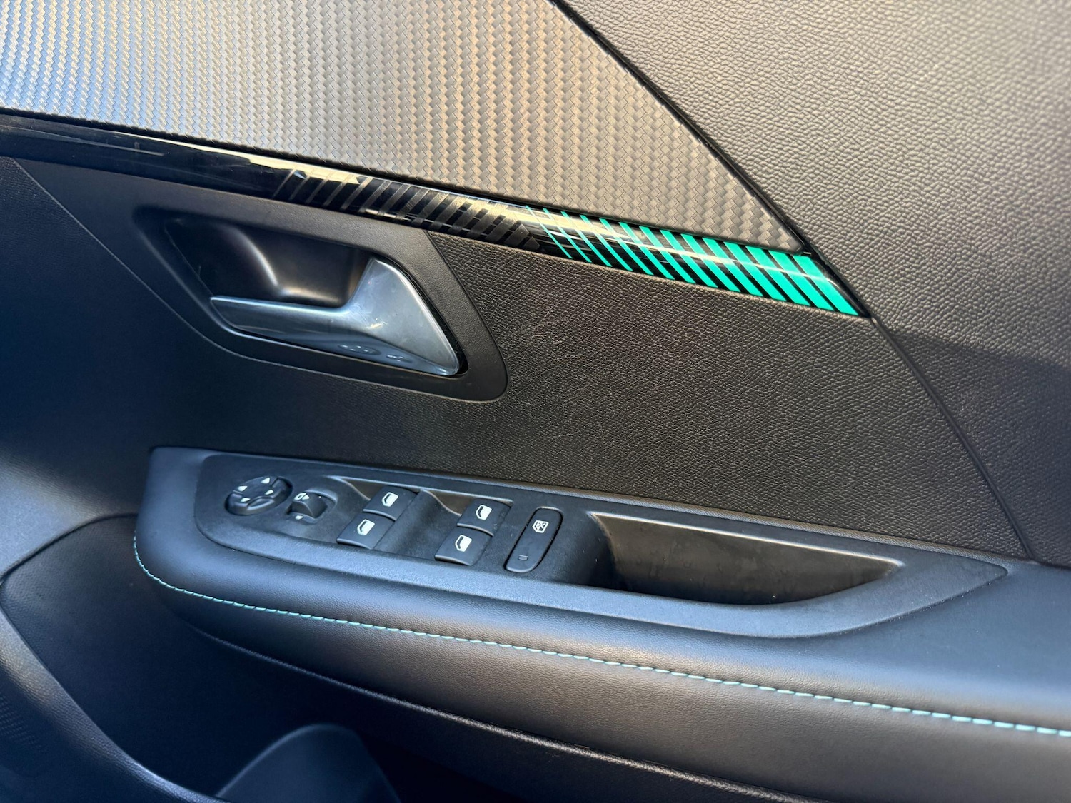 Used Peugeot 208 2022 for sale - 77768999: Photo 17